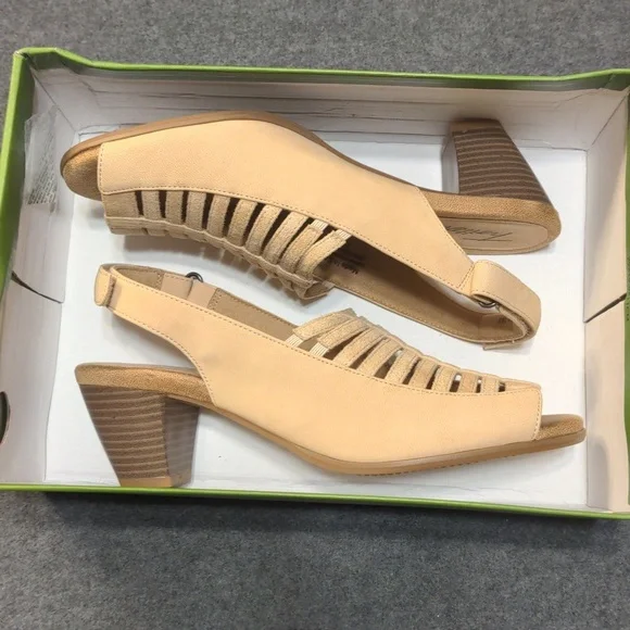 Trotters Minnie Slingback Sandal, Women's Size 8 M, Nude NWT - Picture 6 of 7